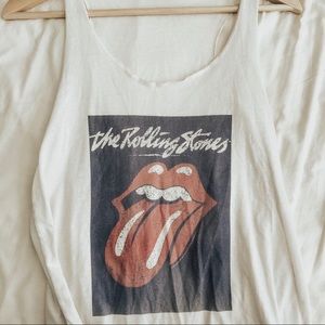 Stones Tank